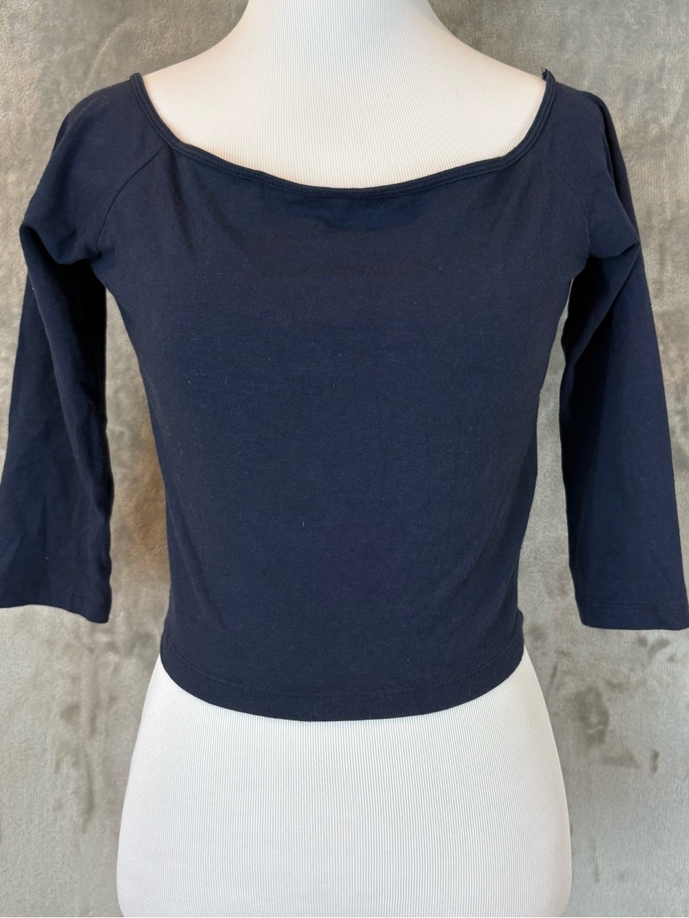 Hollister Soft Stretch Junior’s Navy Boatneck Cropped Top L